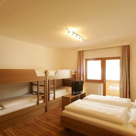 Familien & Wohlfuhlhotel Johanneshof Saalbach-Hinterglemm Kültér fotó