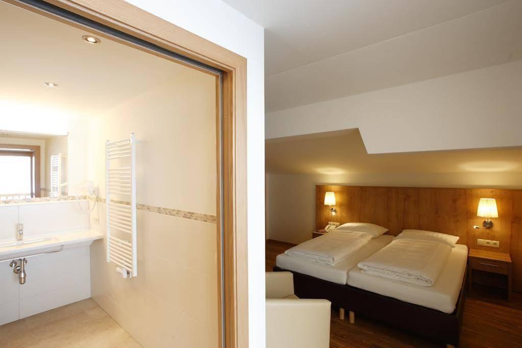 Familien & Wohlfuhlhotel Johanneshof Saalbach-Hinterglemm Kültér fotó