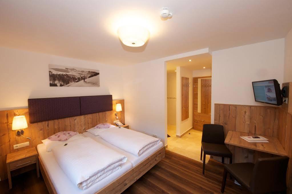 Familien & Wohlfuhlhotel Johanneshof Saalbach-Hinterglemm Kültér fotó